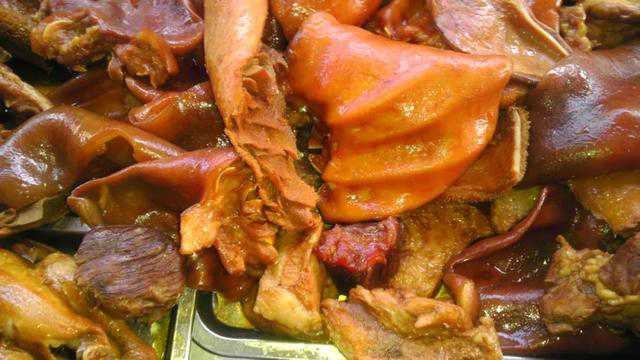 阜陽(yáng)一鹵菜店兩老板為讓鹵肉鮮亮超限量添加食品添加劑被判刑！